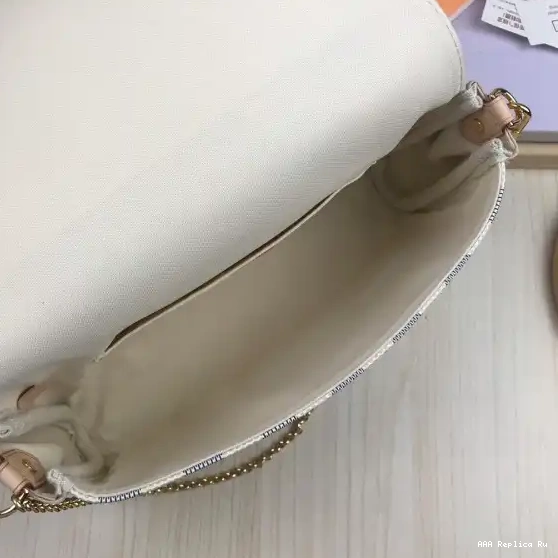 AAA Replica Ru Louis Favorite Vuitton MM 0702